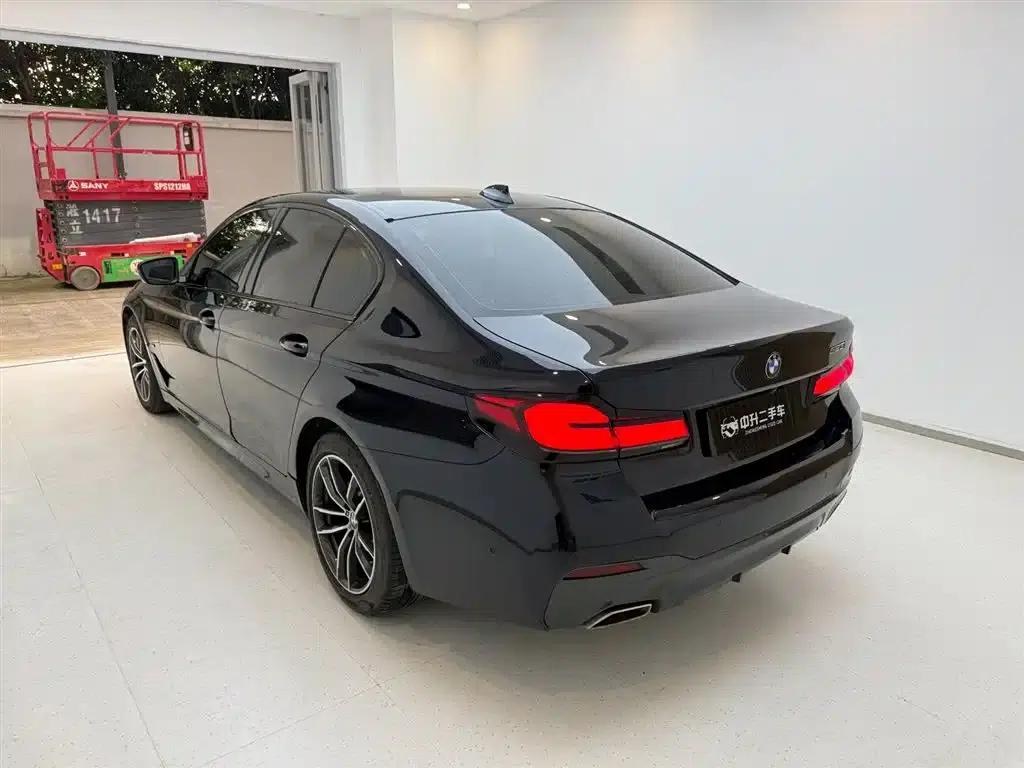 2021 BMW 5 Series Imported Model 525i M Sport Package — миниатюра 6