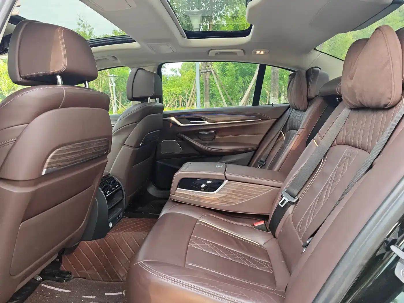 BMW 5 Series PHEV 2020 Mileage Upgrade Edition 530Le Pioneer Edition — миниатюра 9
