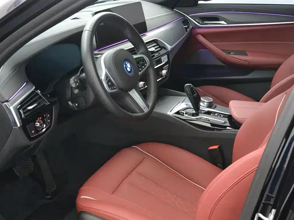 BMW 5 Series PHEV 2022 Facelift 535Le Pioneer Edition M Sport Package — миниатюра 11
