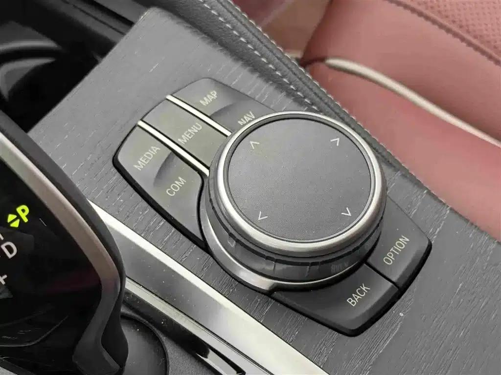 BMW 5 Series PHEV 2022 Facelift 535Le M Sport Package — миниатюра 14
