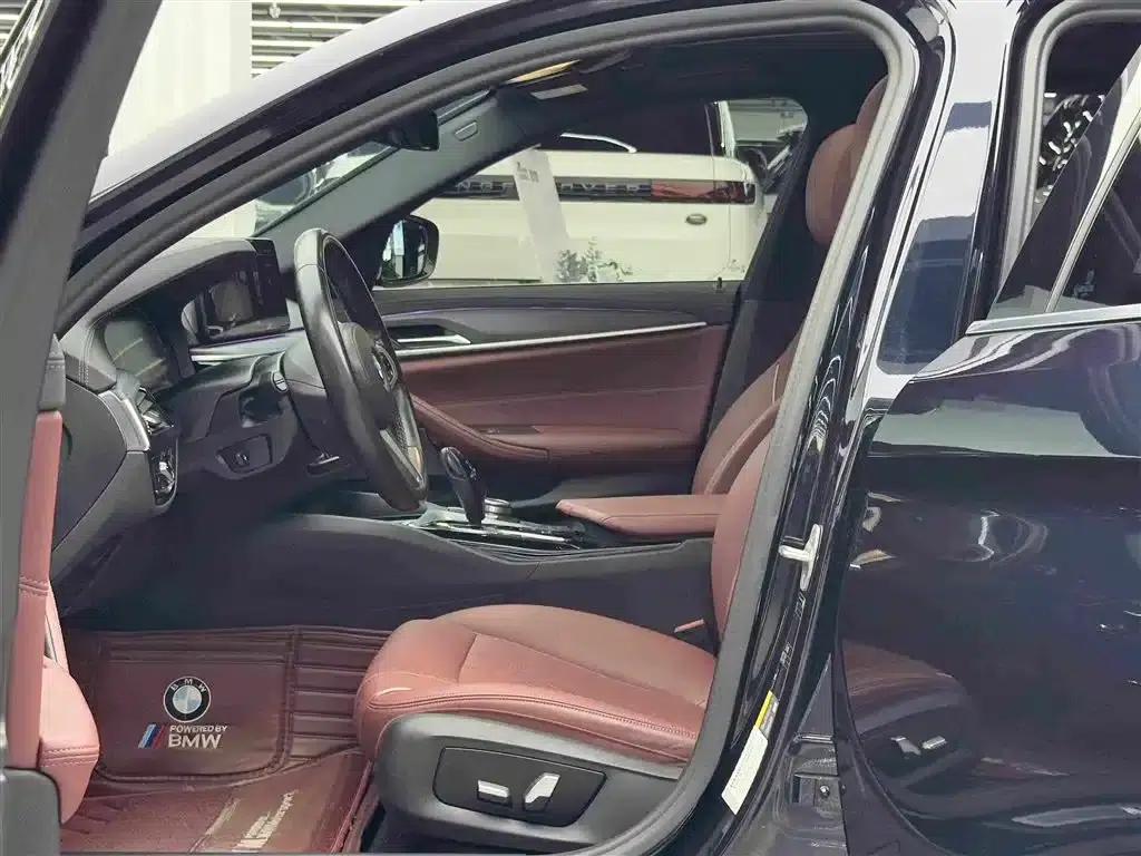BMW 5 Series PHEV 2022 Facelift 535Le M Sport Package — миниатюра 6