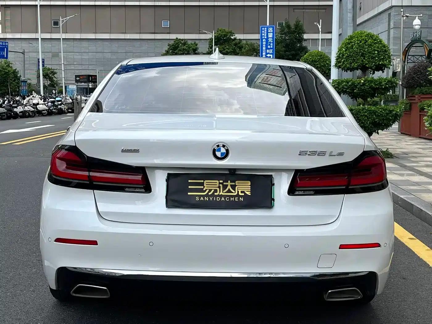 BMW 5 Series PHEV 2021 535Le Luxury Package — миниатюра 5