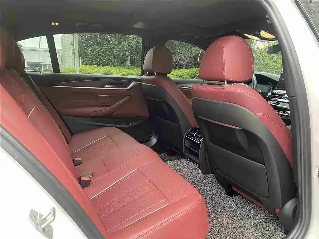 BMW 5 Series PHEV 2022 535Le M Sport Package — миниатюра 12