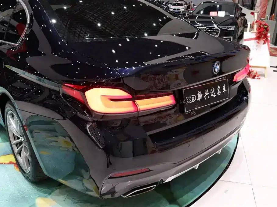 BMW 5 Series PHEV 2022 535Le M Sport Package — миниатюра 24