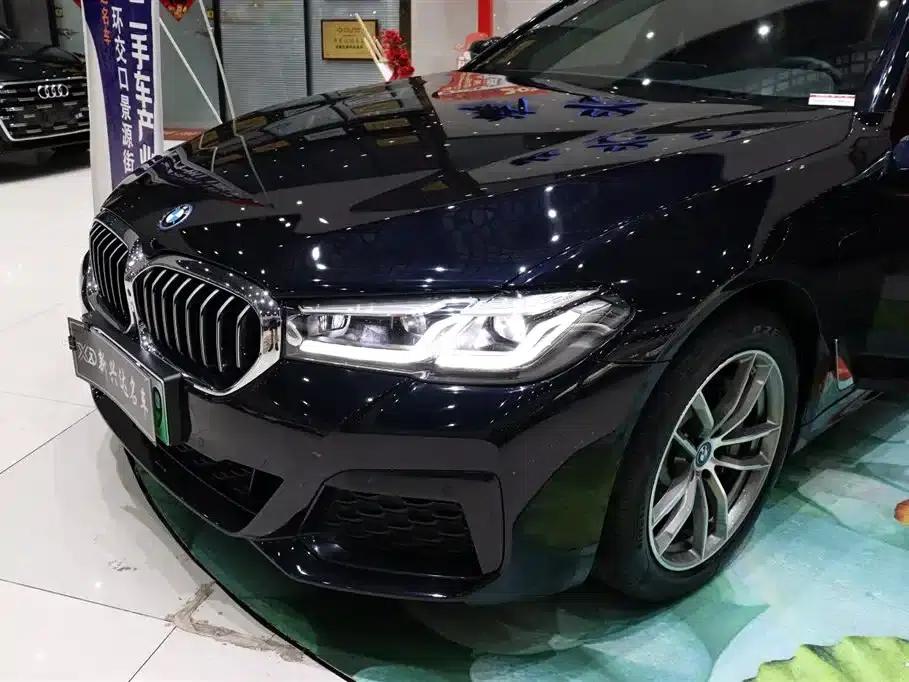 BMW 5 Series PHEV 2022 535Le M Sport Package — миниатюра 25