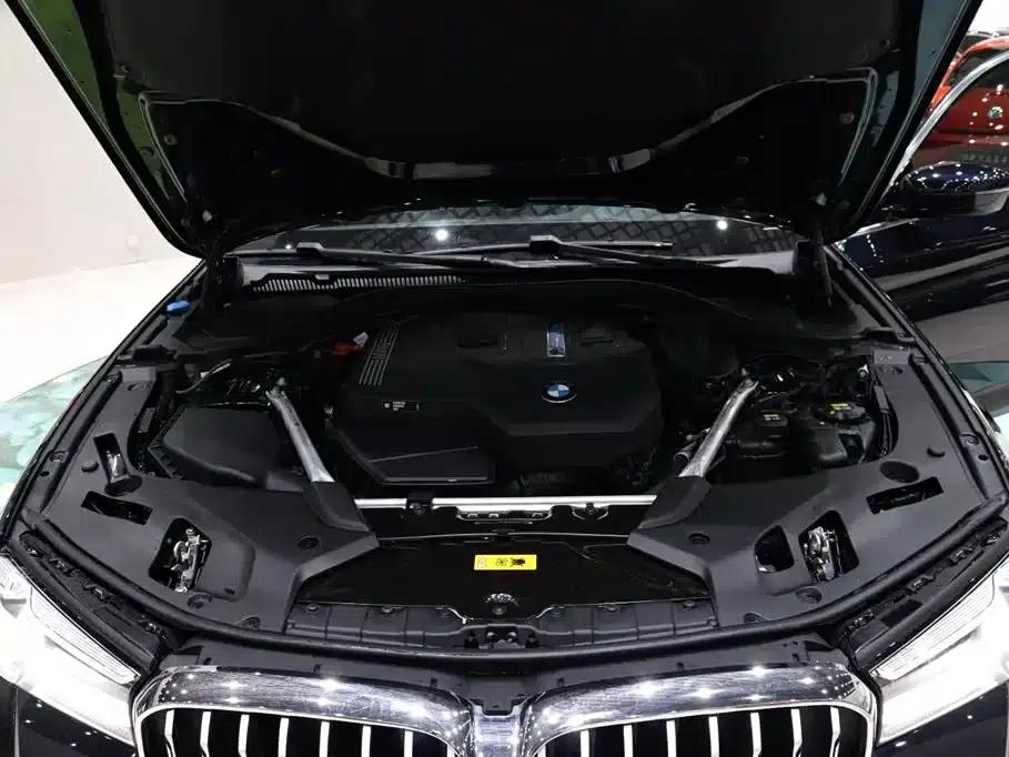 BMW 5 Series PHEV 2022 535Le M Sport Package — миниатюра 26