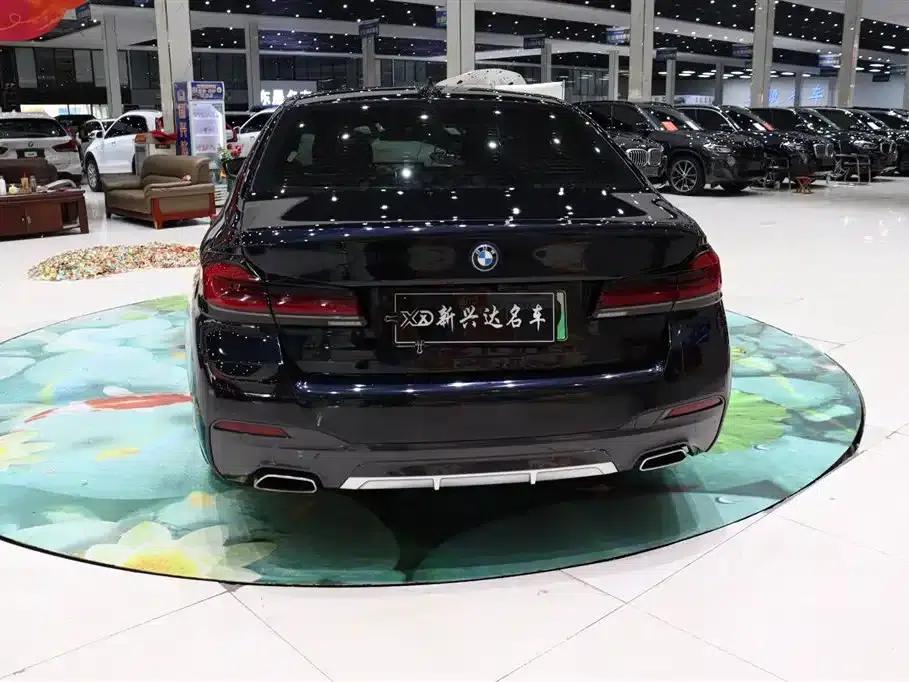 BMW 5 Series PHEV 2022 535Le M Sport Package — миниатюра 5