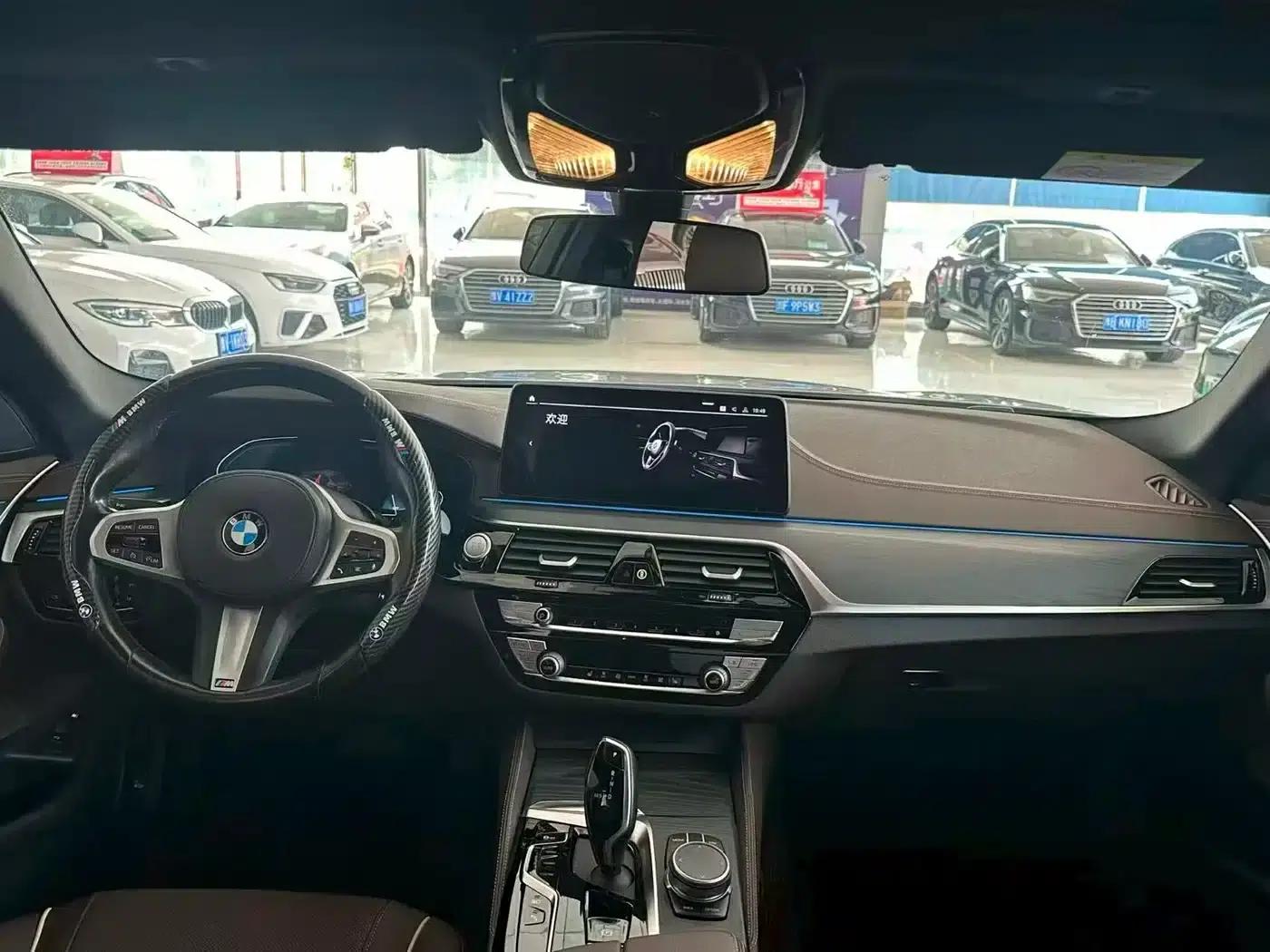 BMW 5 Series PHEV 2021 535Le M Sport Package — миниатюра 5