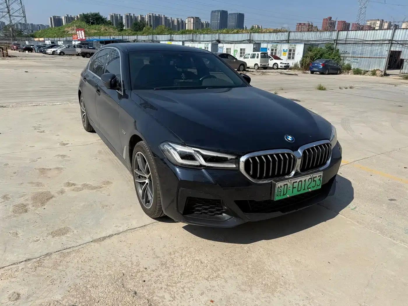 BMW 5 Series PHEV 2022 Facelift 535Le M Sport Package — миниатюра 3