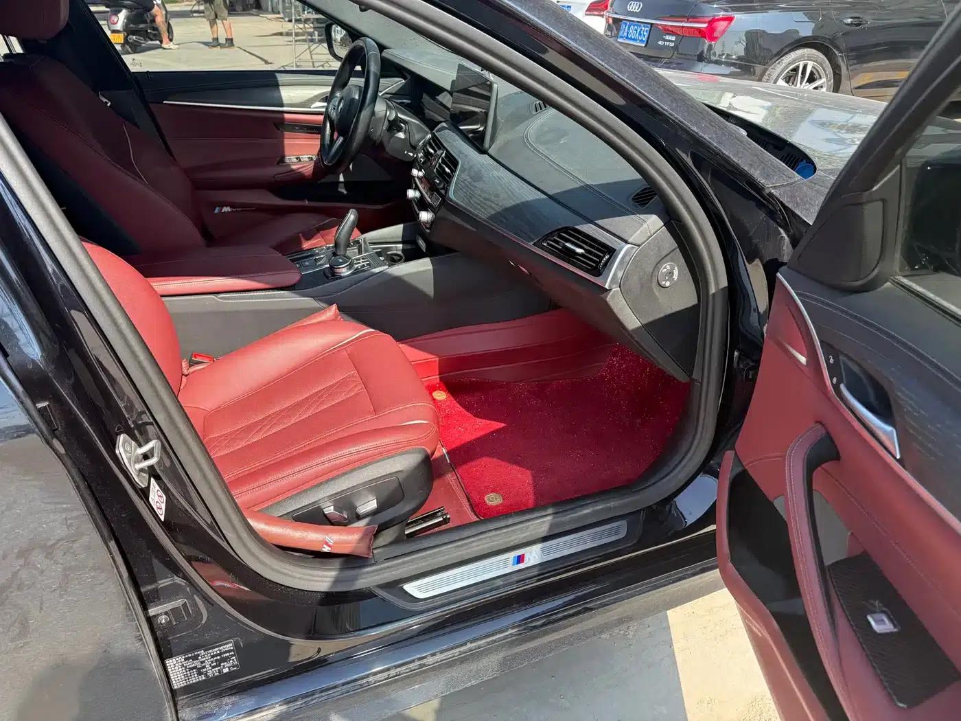 BMW 5 Series PHEV 2022 Facelift 535Le M Sport Package — миниатюра 4