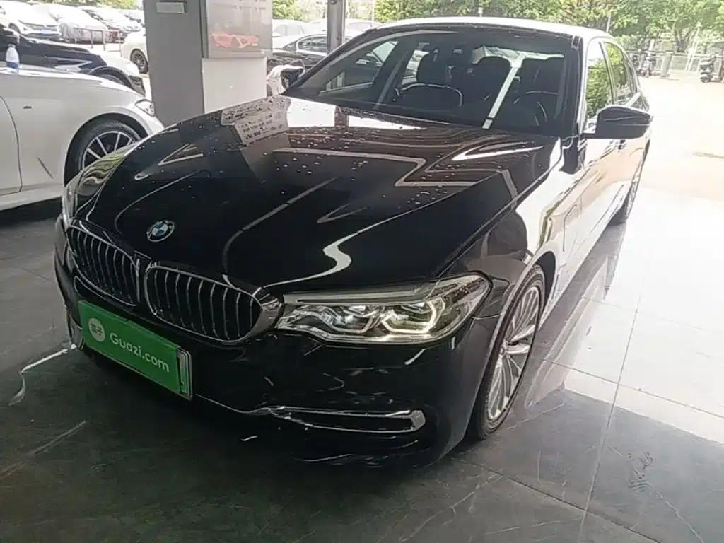 BMW 5 Series PHEV 2019 Facelift 530Le Luxury Package — миниатюра 1