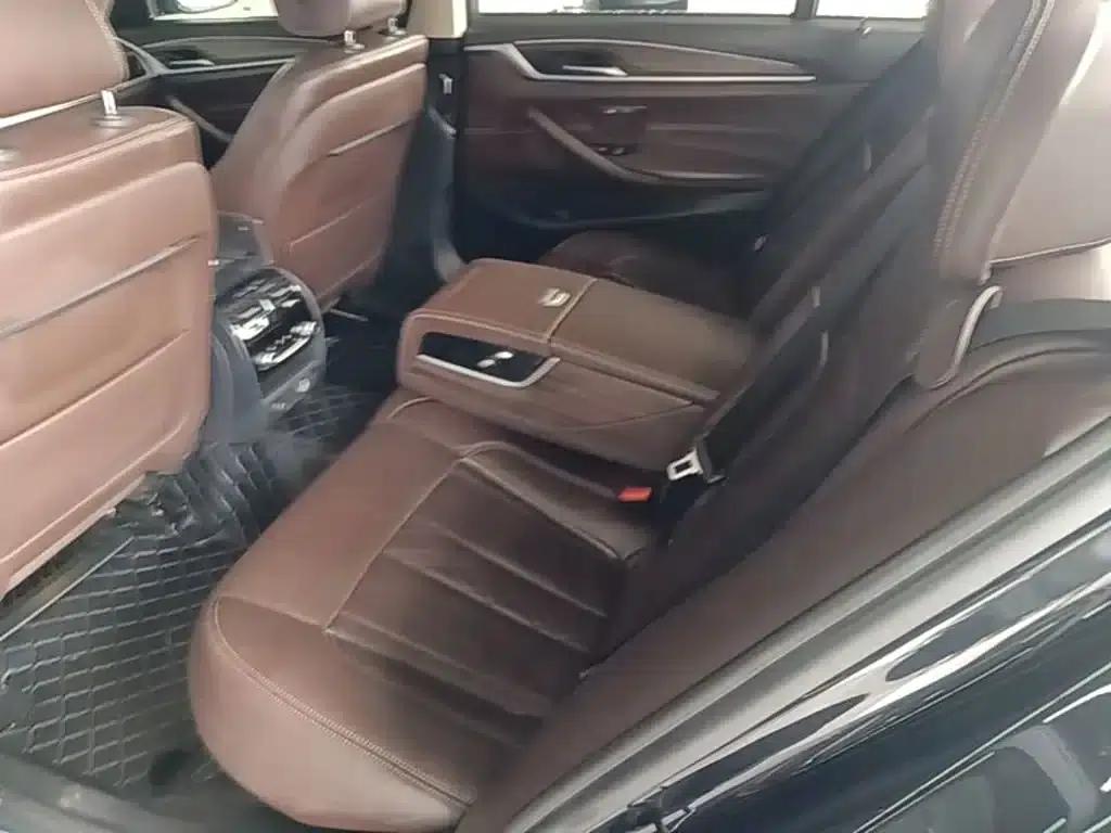 BMW 5 Series PHEV 2019 Facelift 530Le Luxury Package — миниатюра 17