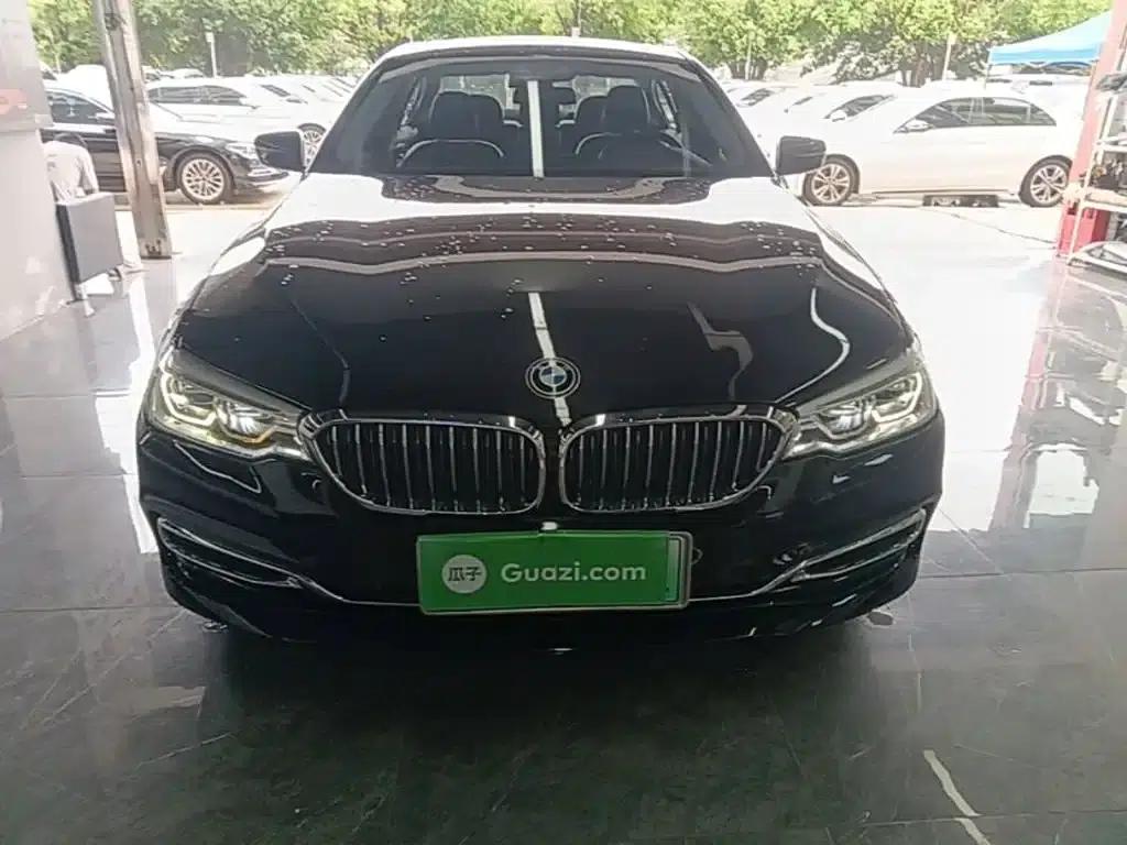 BMW 5 Series PHEV 2019 Facelift 530Le Luxury Package — миниатюра 3