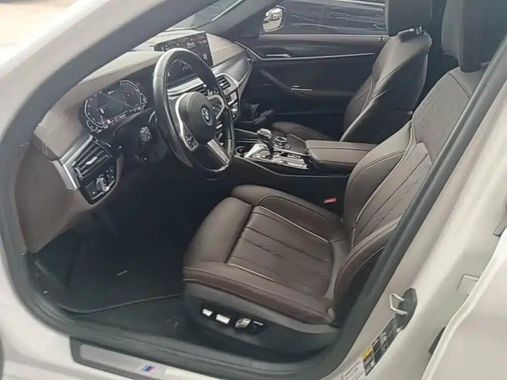BMW 5 Series PHEV 2022 Facelift 535Le Pioneer Edition M Sport Package — миниатюра 15