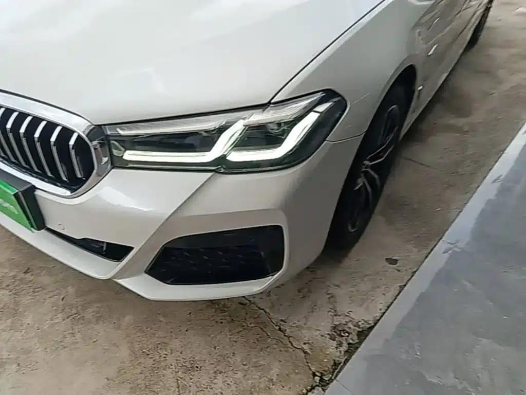 BMW 5 Series PHEV 2022 Facelift 535Le Pioneer Edition M Sport Package — миниатюра 24