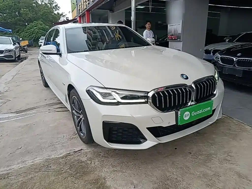 BMW 5 Series PHEV 2022 Facelift 535Le Pioneer Edition M Sport Package — миниатюра 4