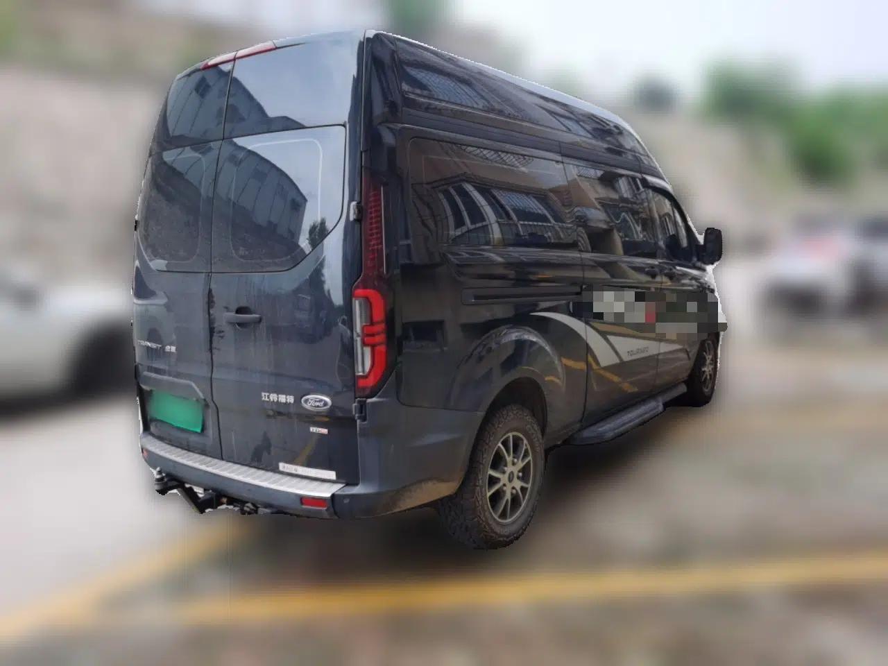 Ford Transit 2023 2.0T Diesel Automatic Multi-Purpose Commercial Vehicle Mid-Frame Mid-Roof 5/6 Seats — миниатюра 6
