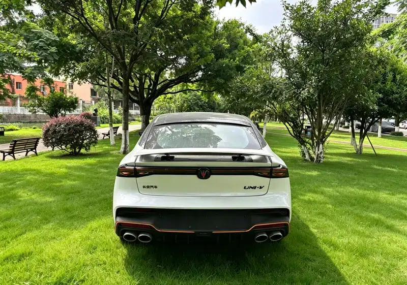 Changan UNI-V 2025 Model, Third Generation, 2.0T Sport Edition — миниатюра 5