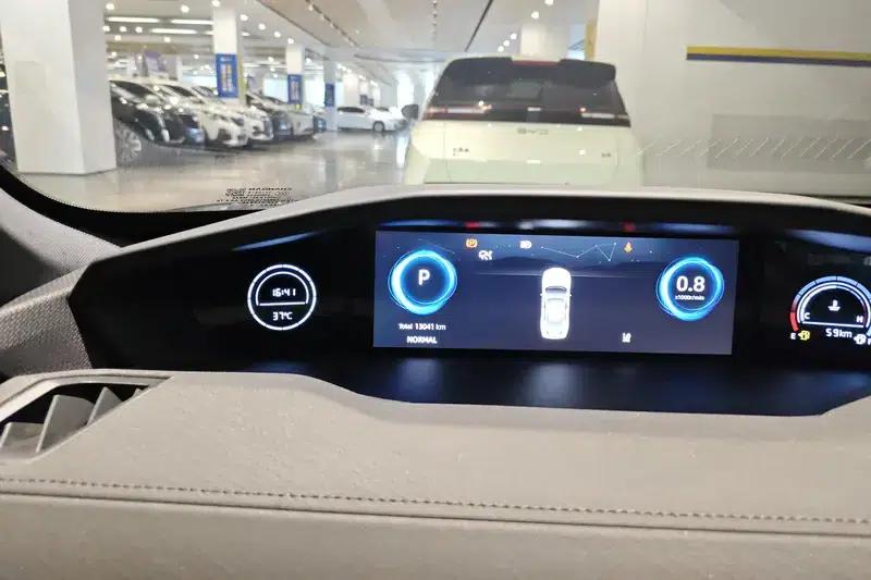 Changan UNI-V 2024 1.5T High-Performance Edition — миниатюра 14