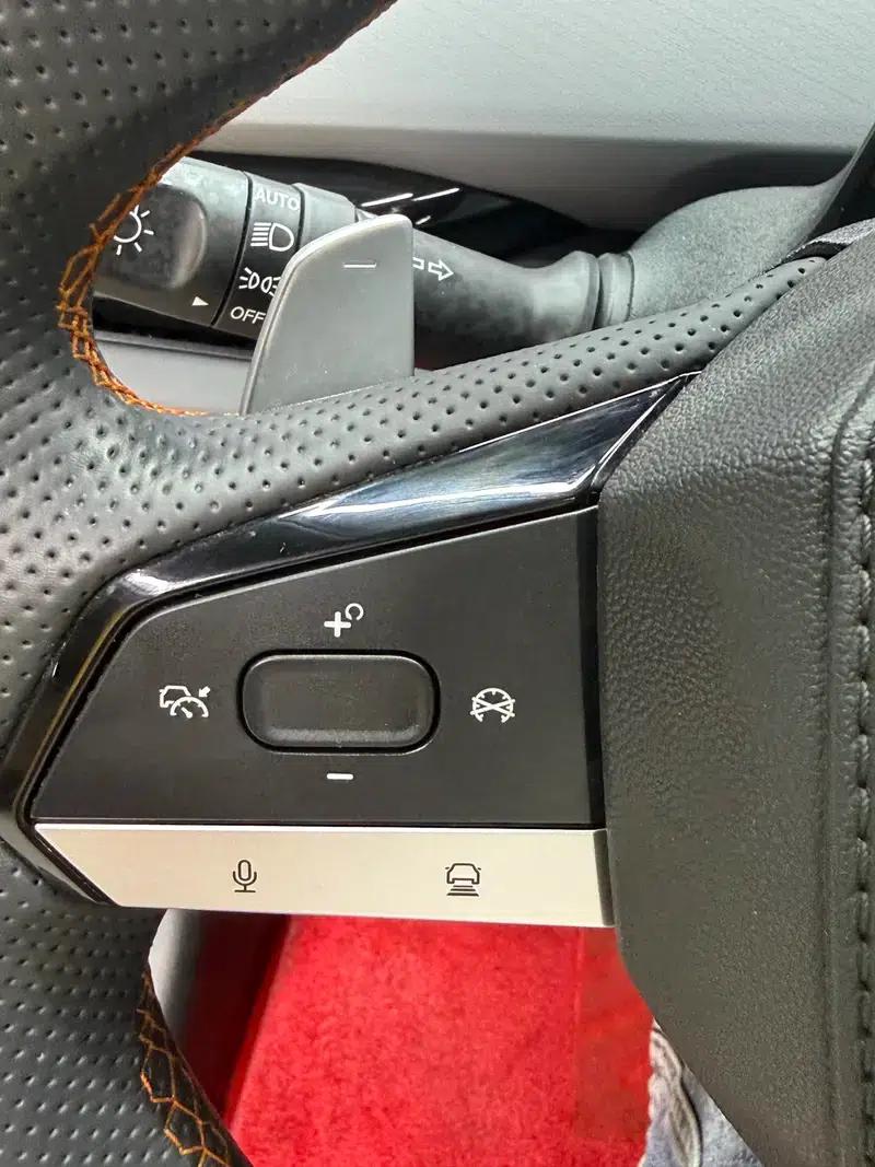 Changan UNI-V 2023 1.5T Premium Edition — миниатюра 17