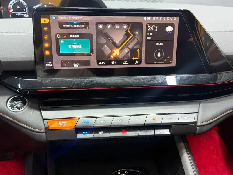 Changan UNI-V 2023 1.5T Premium Edition — миниатюра 19