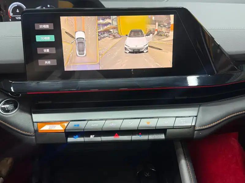Changan UNI-V 2023 1.5T Premium Edition — миниатюра 23