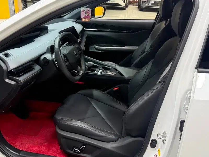 Changan UNI-V 2023 1.5T Premium Edition — миниатюра 24