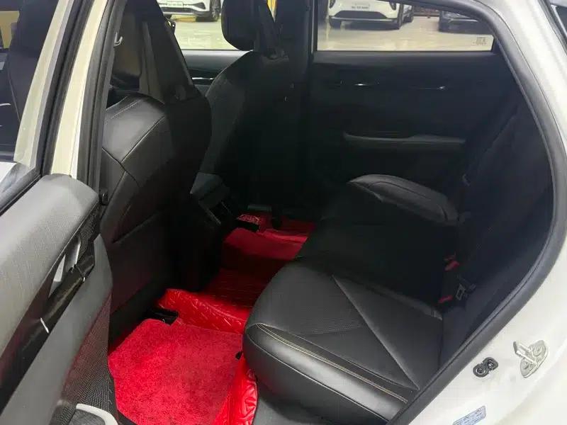 Changan UNI-V 2023 1.5T Premium Edition — миниатюра 25