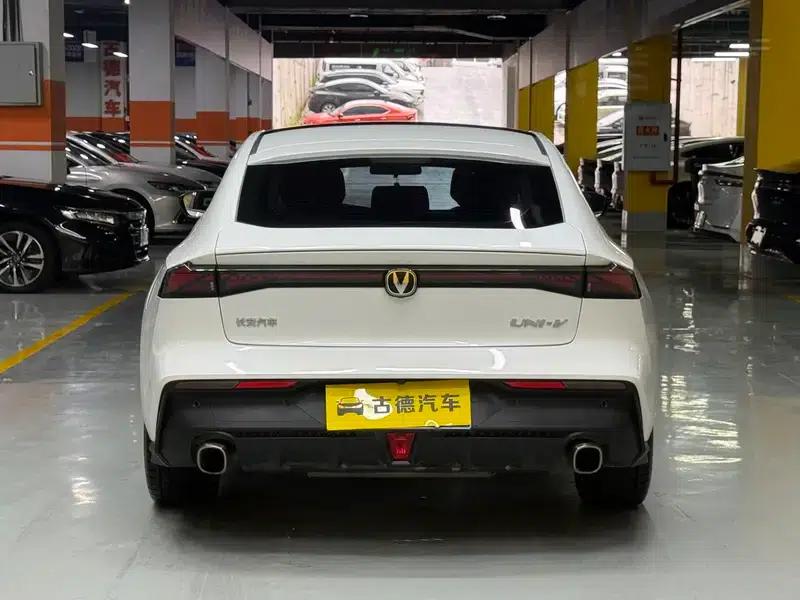 Changan UNI-V 2023 1.5T Premium Edition — миниатюра 6
