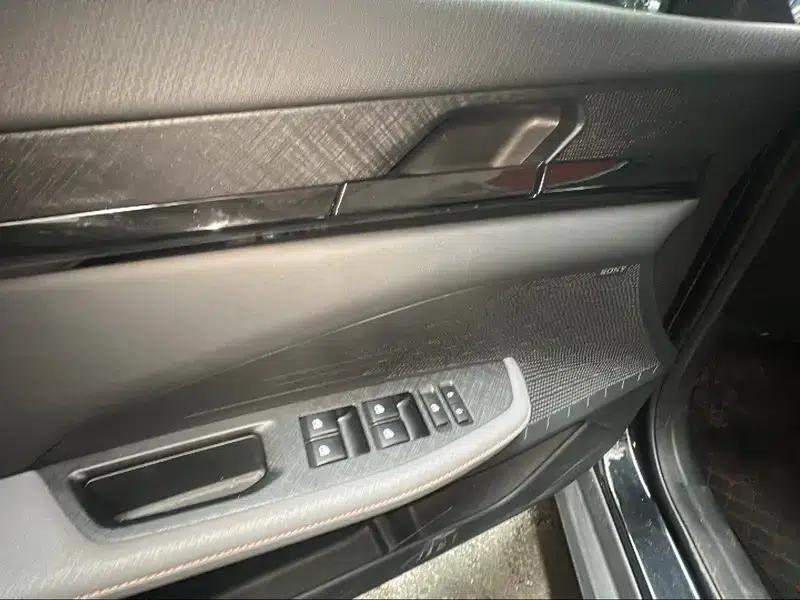 Changan UNI-V 2022 1.5T Smart Navigation Edition — миниатюра 15