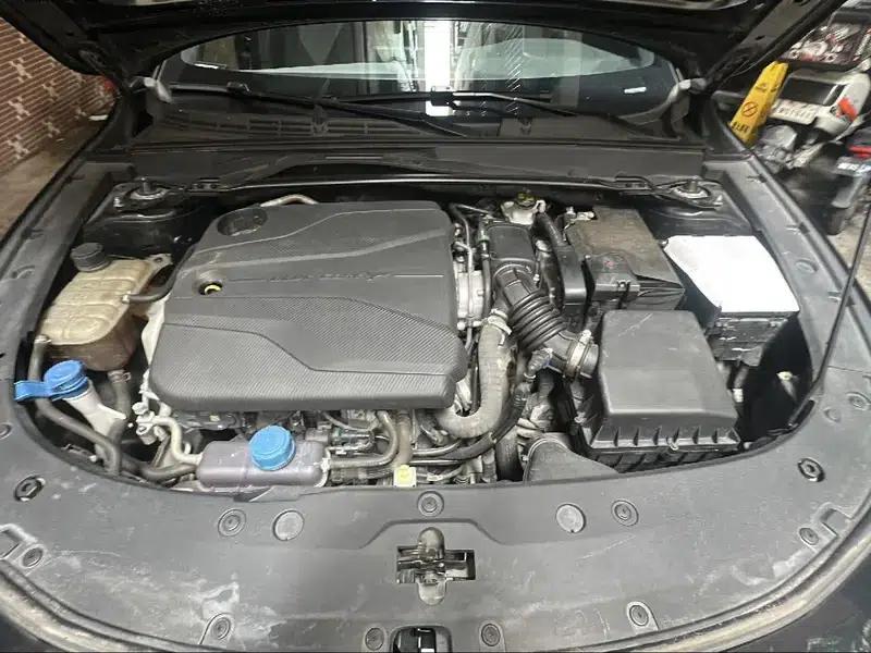 Changan UNI-V 2022 1.5T Smart Navigation Edition — миниатюра 19