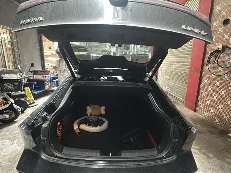 Changan UNI-V 2022 1.5T Smart Navigation Edition — миниатюра 21