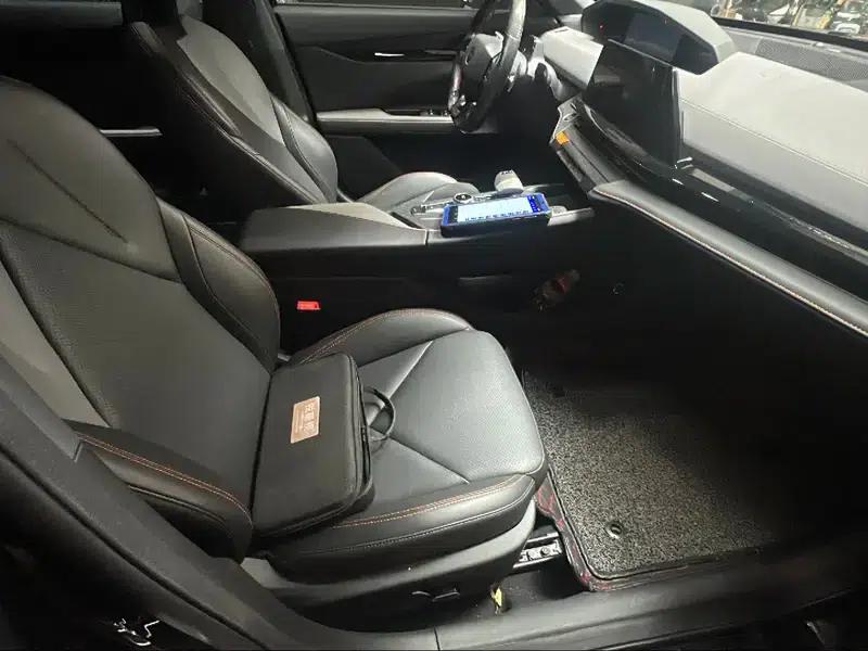 Changan UNI-V 2022 1.5T Smart Navigation Edition — миниатюра 8