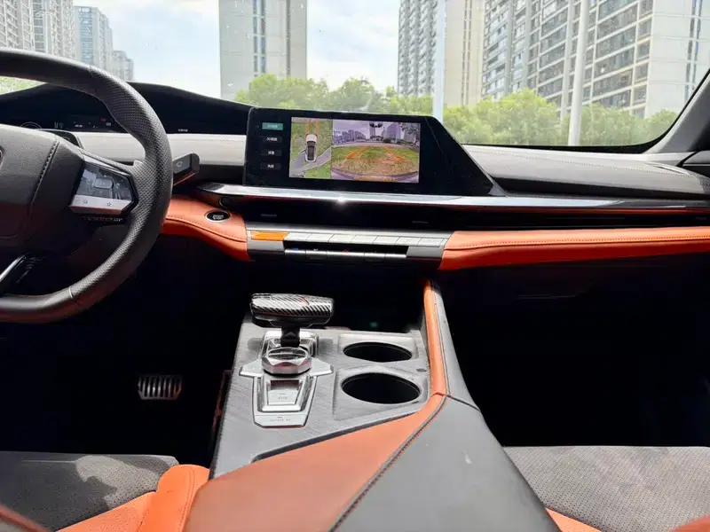 Changan UNI-V 2023 1.5T Sport Edition — миниатюра 7