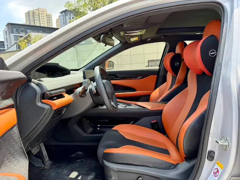 Changan UNI-V 2023 1.5T Sport Edition — миниатюра 9