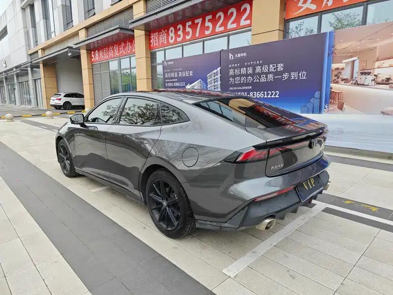 Changan UNI-V 2022 1.5T Premium Edition — миниатюра 4