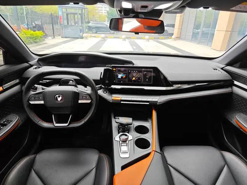 Changan UNI-V 2022 1.5T Premium Edition — миниатюра 7