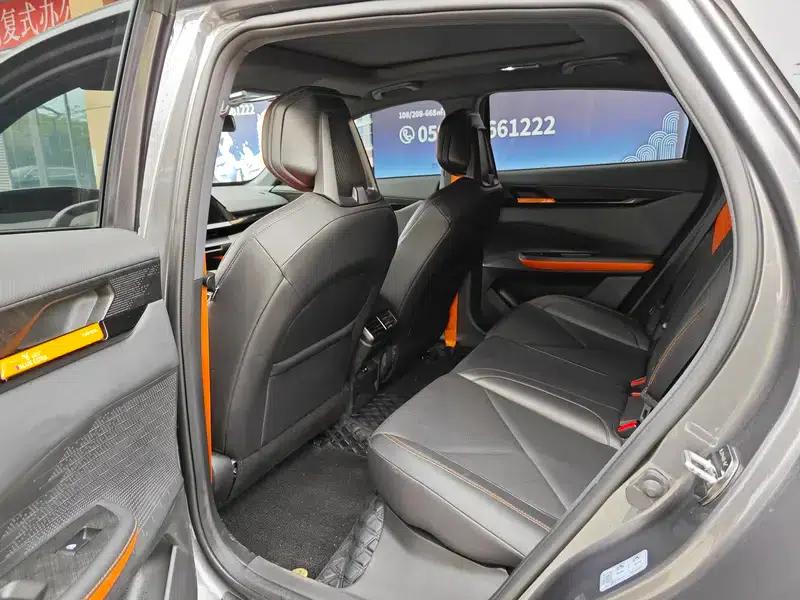 Changan UNI-V 2022 1.5T Premium Edition — миниатюра 9