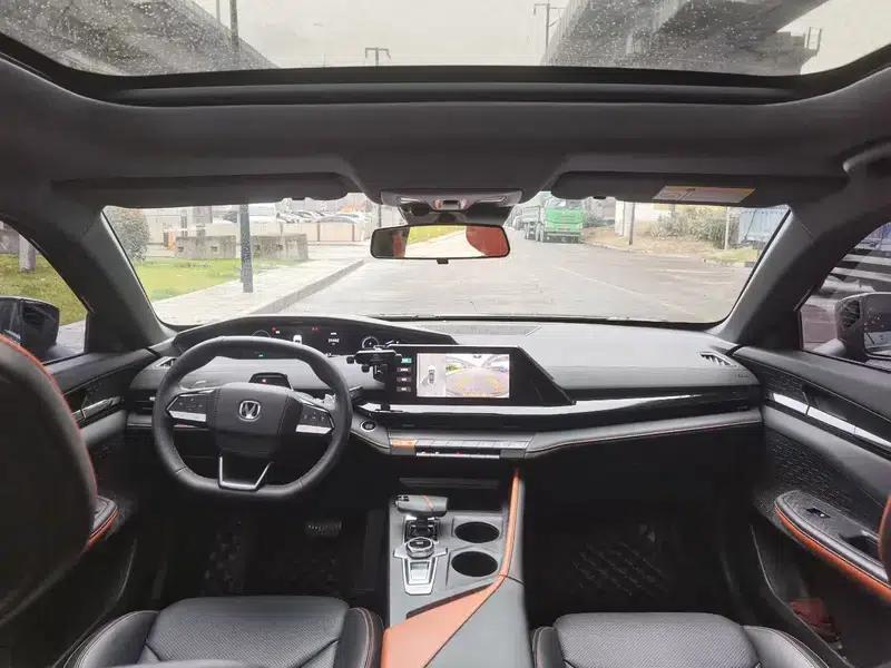 Changan UNI-V 2022 1.5T Premium Edition — миниатюра 7