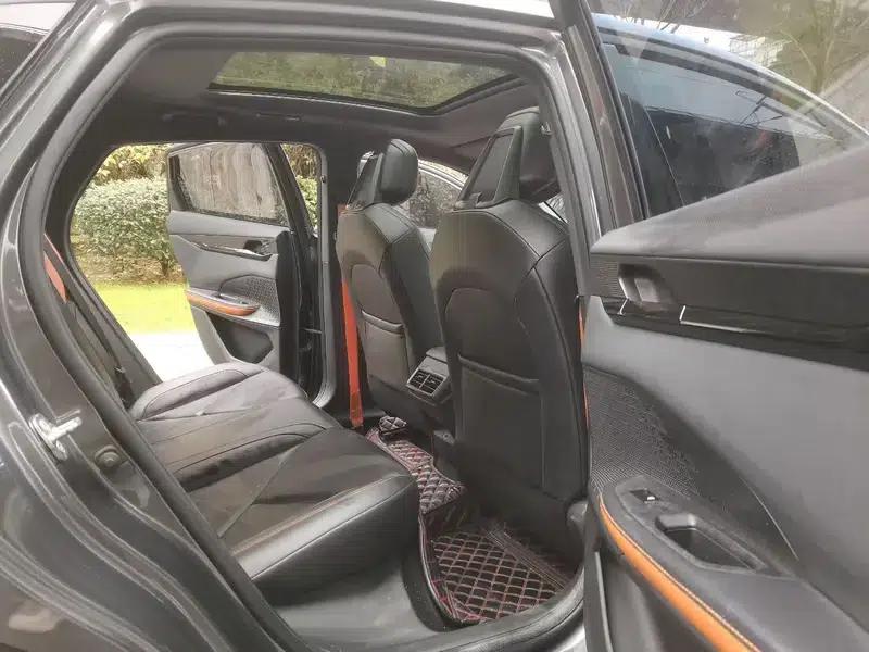 Changan UNI-V 2022 1.5T Premium Edition — миниатюра 8