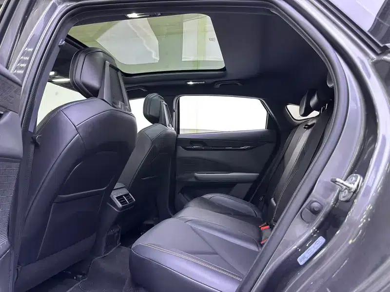 Changan UNI-V 2023 1.5T Premium Edition — миниатюра 8