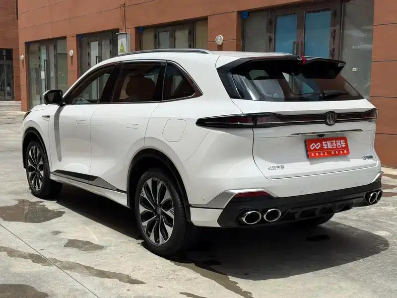 Changan CS75 PLUS 2025 Fourth Generation Ultra 2.0T New Blue Whale Smart Engine Edition — миниатюра 4