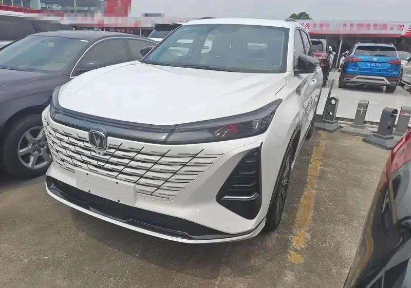 Changan CS75 PLUS 2024 Model, Third Generation, Champion Edition, 2.0T Automatic Intelligent Driving Powerful Type — миниатюра 1