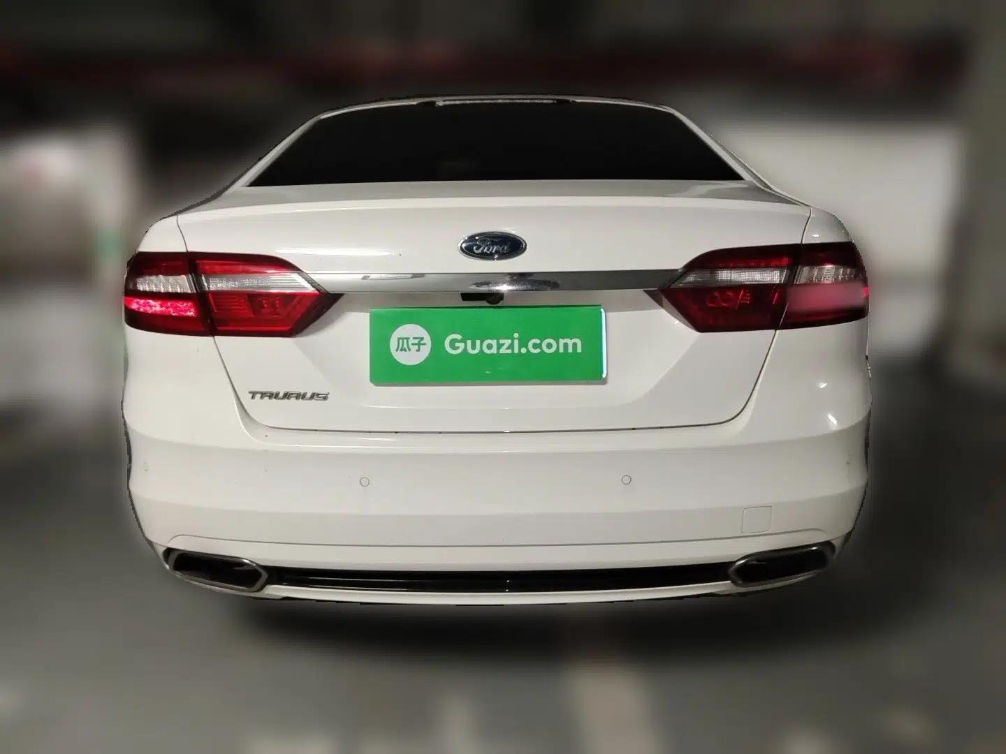 Ford Taurus 2015 EcoBoost 245 Luxury Model — миниатюра 3