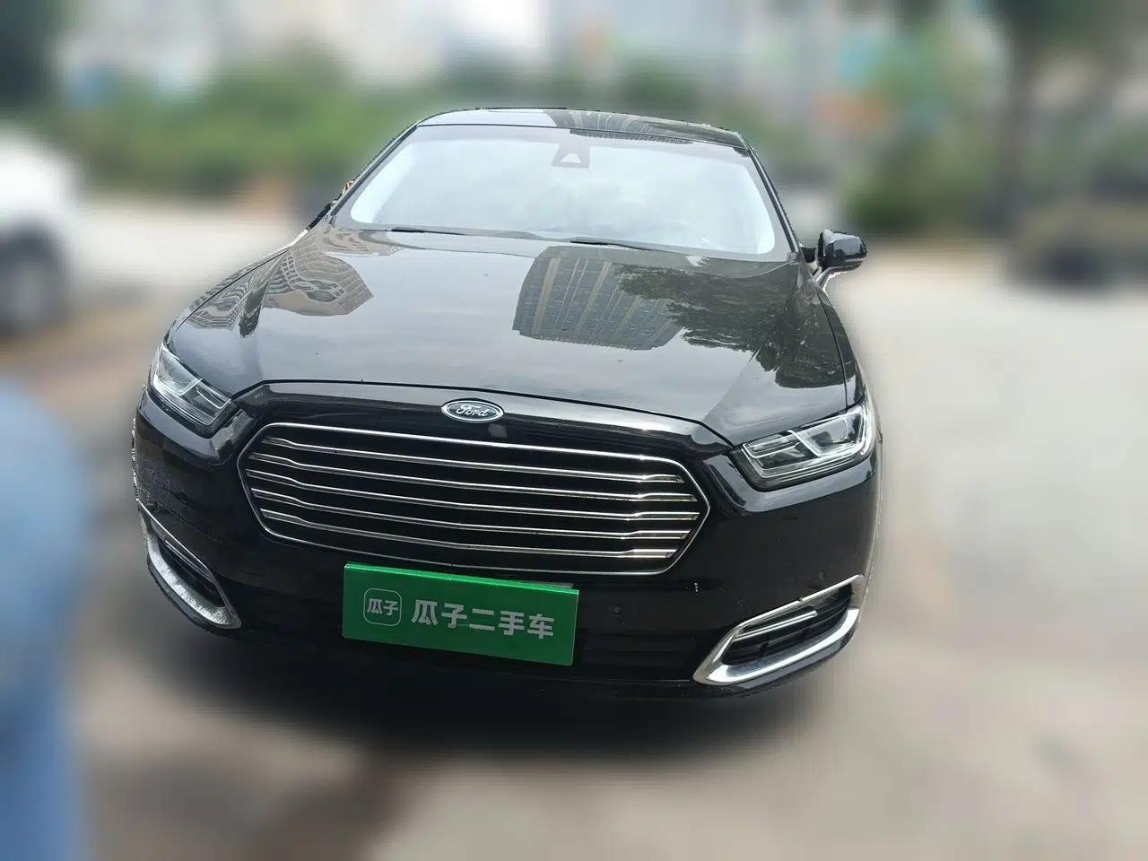 Ford Taurus 2015 EcoBoost 245 Luxury Model — миниатюра 2