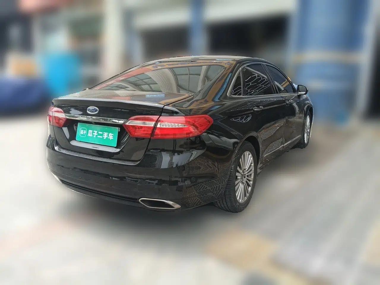 Ford Taurus 2015 EcoBoost 245 Luxury Model — миниатюра 6