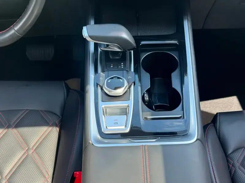 Changan CS55 PLUS 2024 Model, Third Generation 1.5T DCT Premium Edition — миниатюра 18