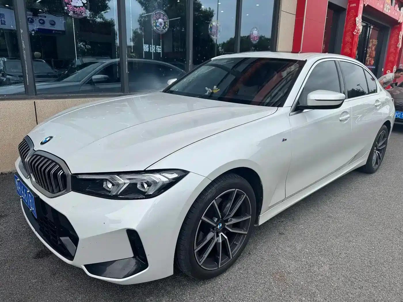 2024 BMW 3 Series 320Li M Sport Package — миниатюра 1