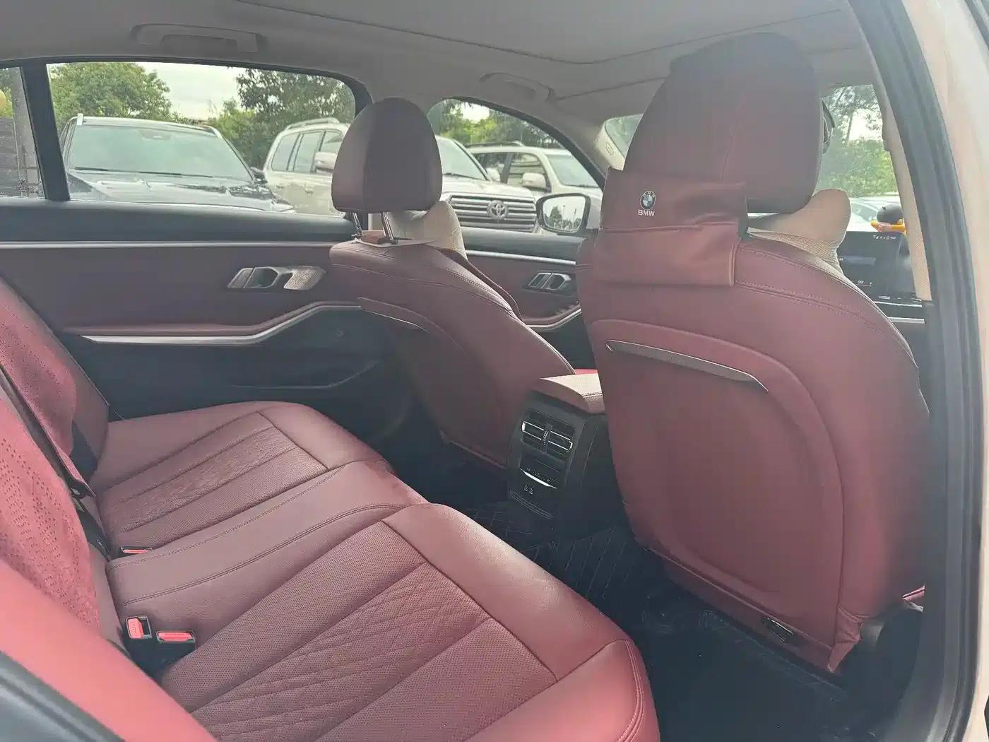 2024 BMW 3 Series 320Li M Sport Package — миниатюра 13