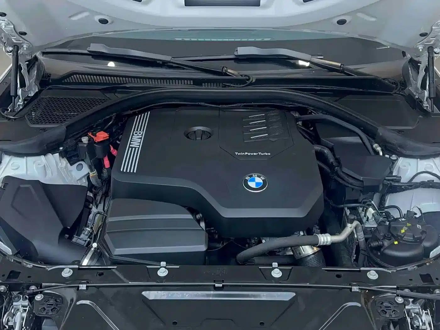 2023 BMW 3 Series 320Li M Sport Package — миниатюра 20